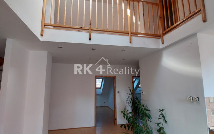 RK4 - NA PREDAJ - 4 izbový mezonet Dulovo námestie, Bratislava