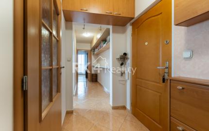 RK4 - PREDANÉ - 3 izbový byt - kompletná rekonštrukcia