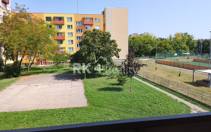 RK4 - PREDAJ - 3- izbový byt v Nových Zámkoch ,  po rekonštrukcii.