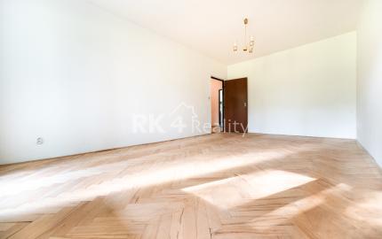 RK4 - PREDANÉ - priestranný 3 izbový byt - skvelá lokalita Vlčince