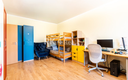 RK4 - NA PREDAJ - priestranný 4 izbový byt - Rezidencia Lesopark