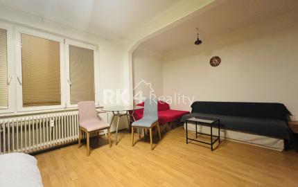 RK4 - NA PREDAJ - 2 izbový byt  RUŽINOV - ŠTRKOVEC