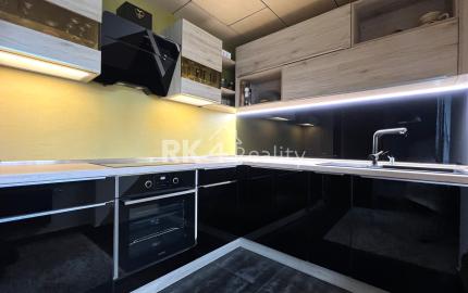 RK4 - PREDANÉ - Krásny 2 izbový byt Lánska - Považská Bystrica