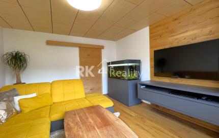 RK4 - PREDANÉ - Krásny 2 izbový byt Lánska - Považská Bystrica