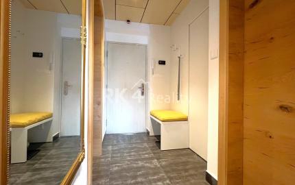 RK4 - PREDANÉ - Krásny 2 izbový byt Lánska - Považská Bystrica