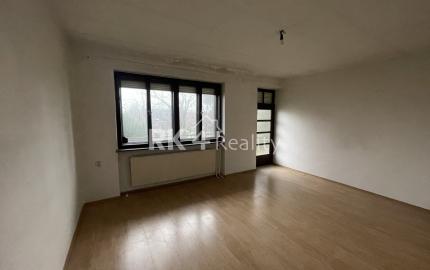 RK4 - NA PREDAJ - Poschodový dvojgeneračný rodinný dom v Galante