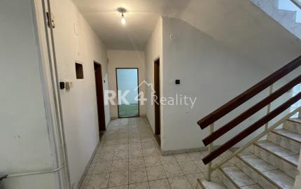 NA PREDAJ - poschodový rodinný dom v Galante.