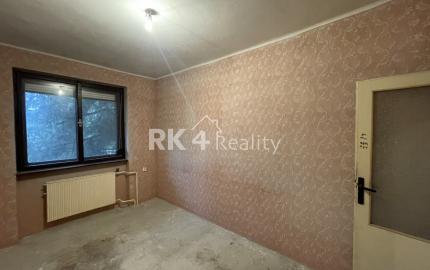 NA PREDAJ - poschodový rodinný dom v Galante.