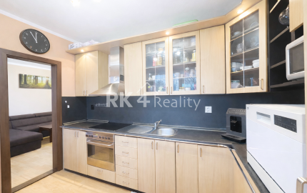 RK4 - NA PREDAJ  3izbový byt   LATORICKÁ   BRATISLAVA