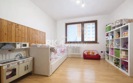 RK4 - NA PREDAJ  3izbový byt   LATORICKÁ   BRATISLAVA