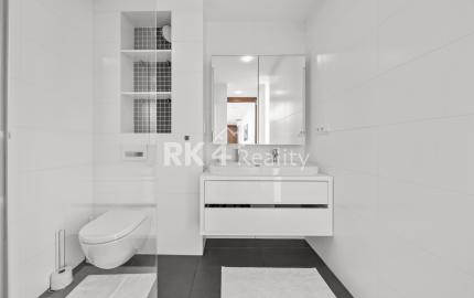 RK4  - Súkromná vila - dvojgaráž, 2 terasy (80 m²), pozemok 887 m² – Čierna Voda