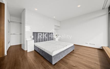 RK4  - Súkromná vila - dvojgaráž, 2 terasy (80 m²), pozemok 887 m² – Čierna Voda