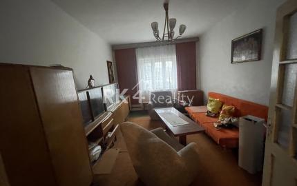 RK4- NA PREDAJ . Rodinný dom s krásnym pozemkom - Kamenný Most