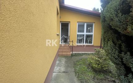 RK4 - NA PREDAJ - Rodinný dom na rekonštrukciu aj na okamžité bývanie  - Iža