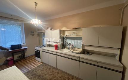 RK4 - NA PREDAJ - Rodinný dom na rekonštrukciu aj na okamžité bývanie  - Iža