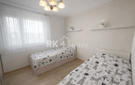 RK4 - NA PREDAJ - 3 izbový byt v lukratívnej časti Nových Zámkov