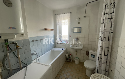 RK4 - NA PREDAJ - Rodinný dom na peknom vyvýšenom kopci vo Veľkých Kostoľanoch