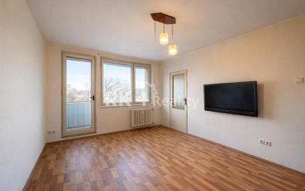 RK4 - PREDANÉ - 1 izbový byt Karloveská ul. - Bratislava