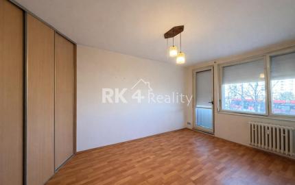 RK4 - PREDANÉ - 1 izbový byt Karloveská ul. - Bratislava