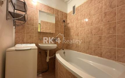 RK4 - PREDANÉ - 1 izbový byt Karloveská ul. - Bratislava