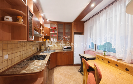 RK4 - NA PREDAJ - 3izbový byt  Dúbravka - tichá lokalita