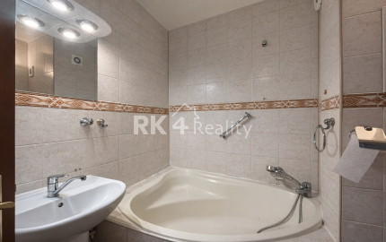 RK4 - NA PREDAJ - 3izbový byt  Dúbravka - tichá lokalita