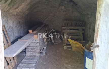 RK4 - NA PREDAJ -  stavebný pozemok RADOŠINA, okr. Topoľčany