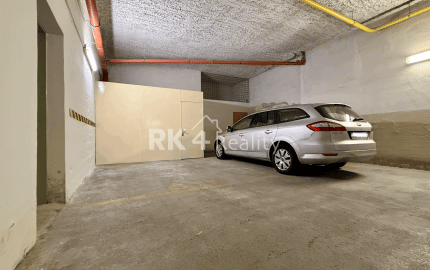 RK4 - PREDAJ - garážové státie so skladom