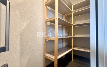 RK4 - PREDAJ - 3 izbový byt-loggia- francúzke okno