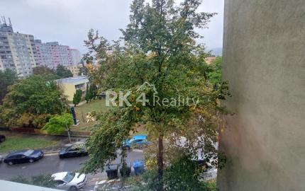 RK4 - PREDAJ -4 izbový útulný byt v Dúbravke k okamžitému nasťahovaniu