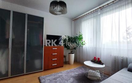 RK4 - PREDAJ -4 izbový útulný byt v Dúbravke k okamžitému nasťahovaniu