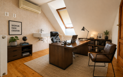 RK4 - PREDAJ -  4 izbový svetlý  byt  137 m² - loggia - Dulovo námestie