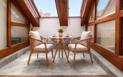 RK4 - PREDAJ -  4 izbový svetlý  byt  137 m² - loggia - Dulovo námestie