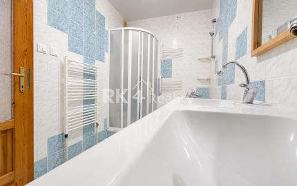 RK4 - PREDAJ -  4 izbový svetlý  byt  137 m² - loggia - Dulovo námestie