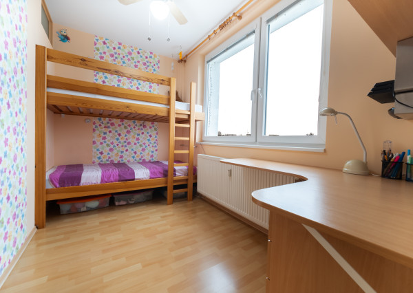 RK4 - PREDANÉ - 3 izbový byt - kompletná rekonštrukcia