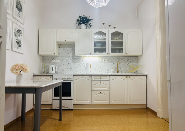 RK4 -  NA PRENÁJOM - ŠTÝLOVÝ 2 izb. BYT  BRATISLAVA - GORKÉHO