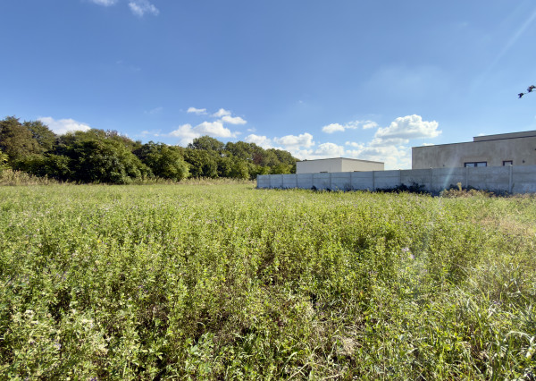 RK4 - PREDANÝ- Galanta – slnečný pozemok 600 m²- Kraľov Brod