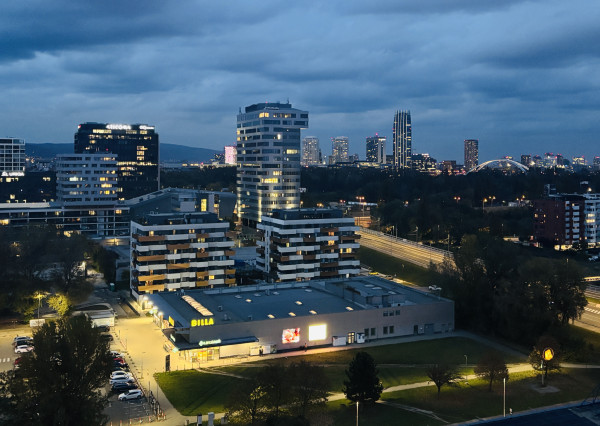 RK4 - PREDANÝ   3izbový BYT  PETRŽALKA - VAVILOVOVA