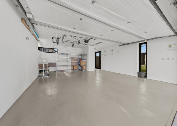 RK4  - Súkromná vila - dvojgaráž, 2 terasy (80 m²), pozemok 887 m² – Čierna Voda