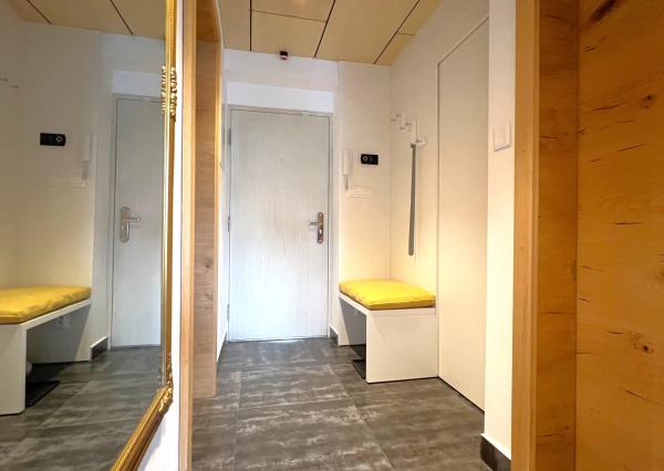 RK4 - PREDANÉ - Krásny 2 izbový byt Lánska - Považská Bystrica