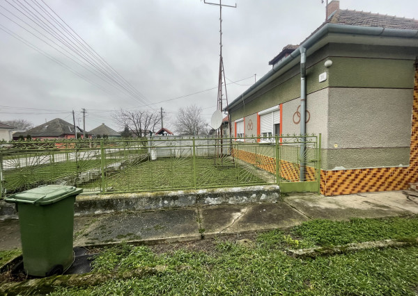 NA PREDAJ - Rodinný dom v Kráľovom Brode, okres Galanta