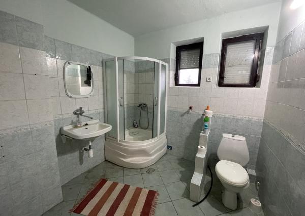 NA PREDAJ - poschodový rodinný dom v Galante.