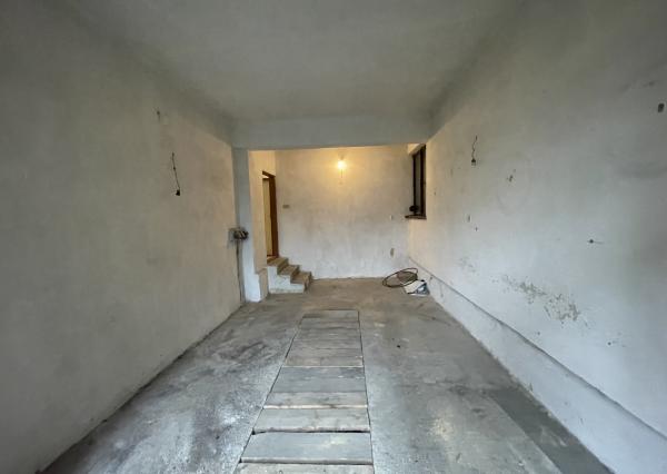 NA PREDAJ - poschodový rodinný dom v Galante.