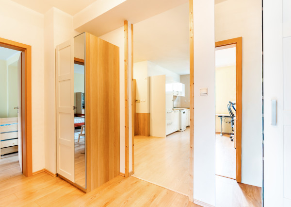 RK4 - NA PREDAJ - priestranný 4 izbový byt - Rezidencia Lesopark