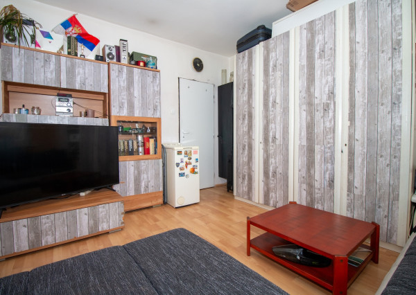 PREDANÉ - RK4 - NA PREDAJ - garsónka - Petržalka