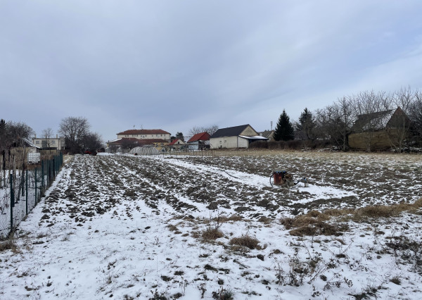RK4 - NA PREDAJ - Stavebný pozemok na výstavbu rodinného domu - Žiharec - 700m2