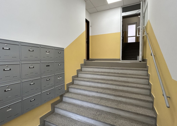 RK4 - PREDAJ 1 izbový byt Dúbravka