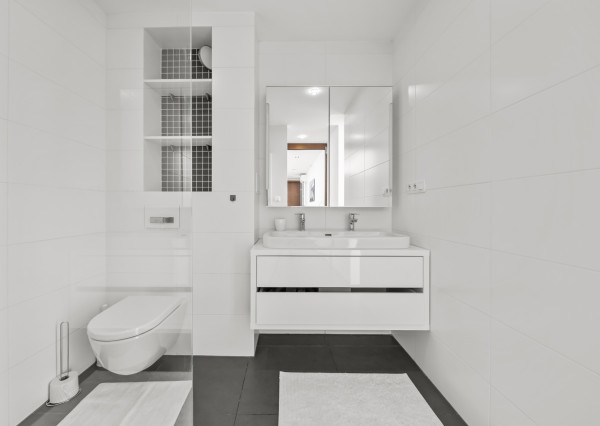 RK4  - Súkromná vila - dvojgaráž, 2 terasy (80 m²), pozemok 887 m² – Čierna Voda