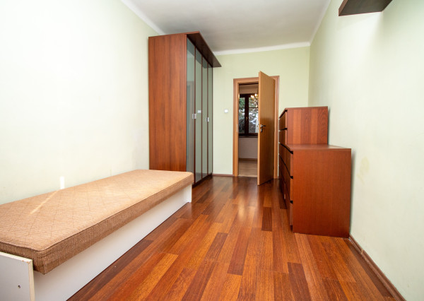 RK4 - NA PREDAJ - 3 izbový byt - Staré Mesto