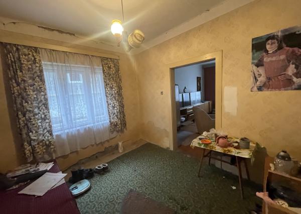 RK4- NA PREDAJ . Rodinný dom s krásnym pozemkom - Kamenný Most